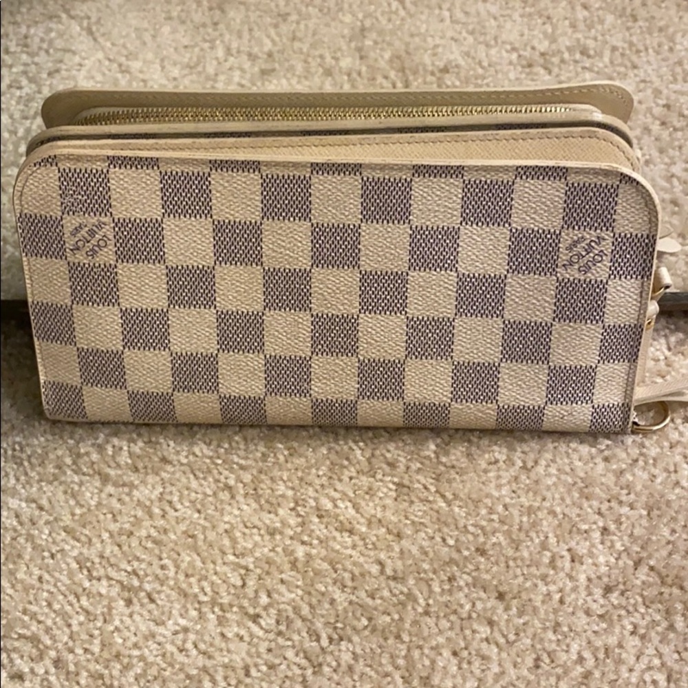 Louis Vuitton Damier Azure zip around wallet